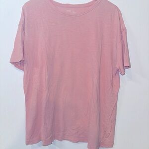 Aerie t-shirt. Peachy pinkish color. Oversized.